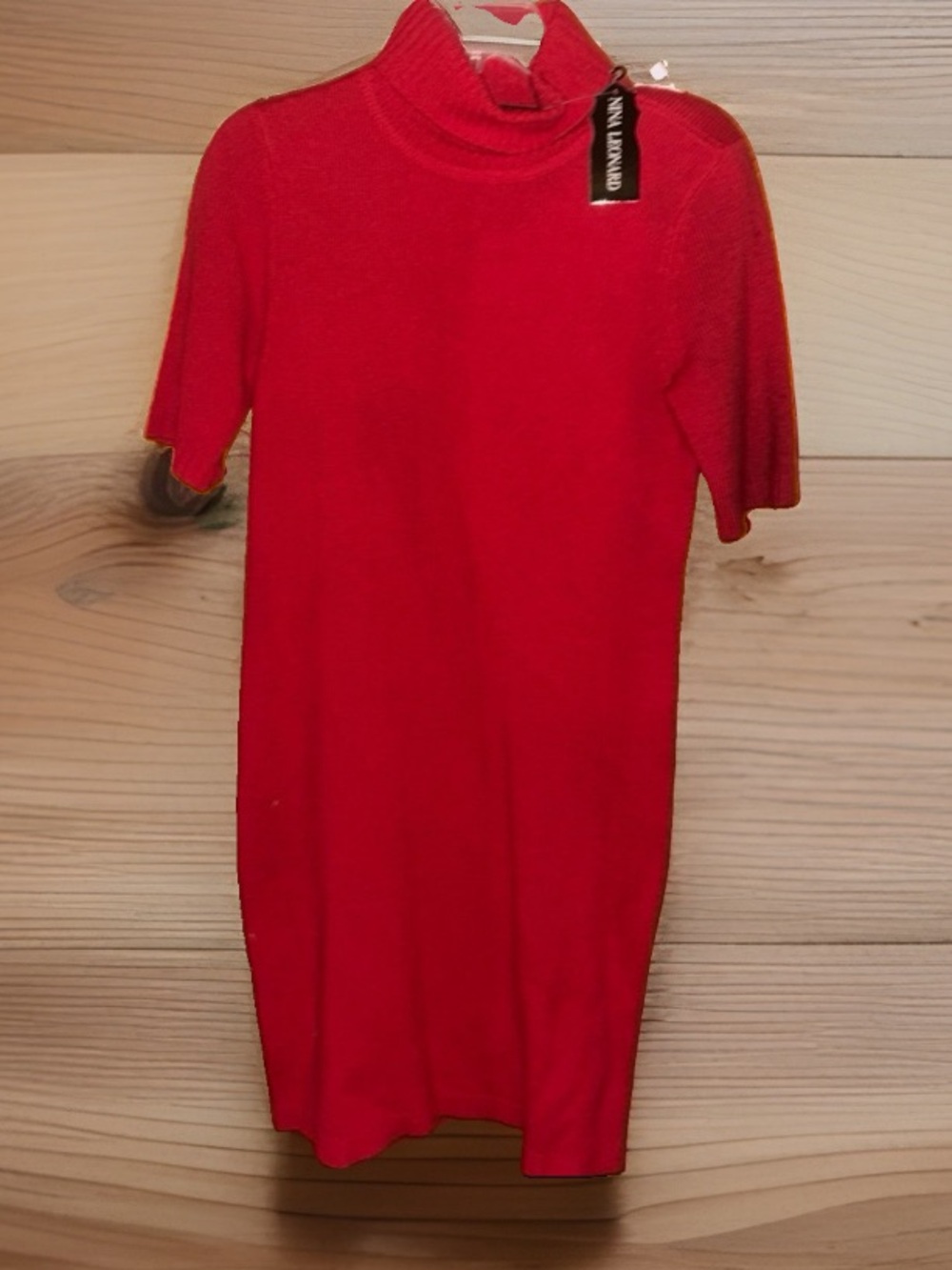 NWTs Nina Leonard red short-sleeve turtleneck knit sweater dress, Women’s PS